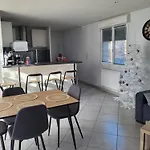 Duplex Avec Parking Appartement Chassieu
