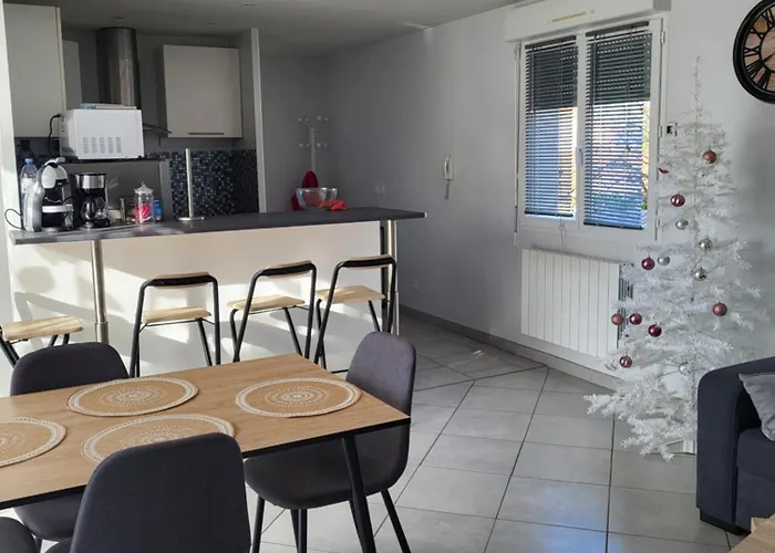 Duplex Avec Parking 아파트 샤시유