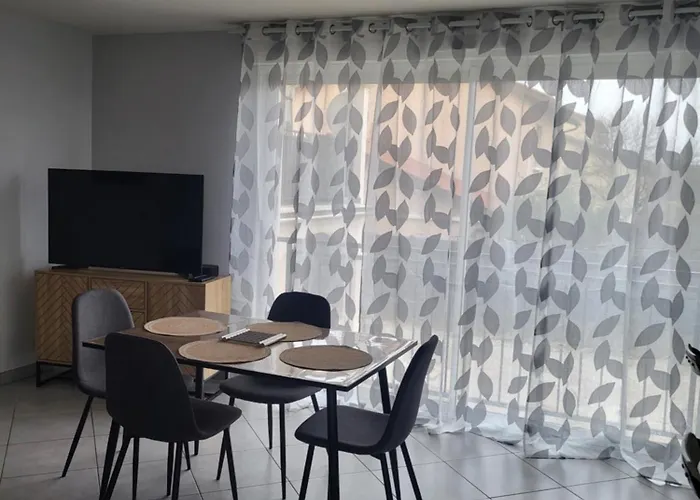 아파트 Duplex Avec Parking 샤시유